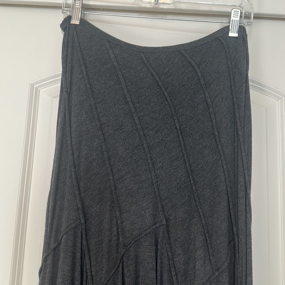 Gray Skirt - Picture 5 of 9